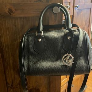 Michael Kors black medium size Doctor bag Crossbody